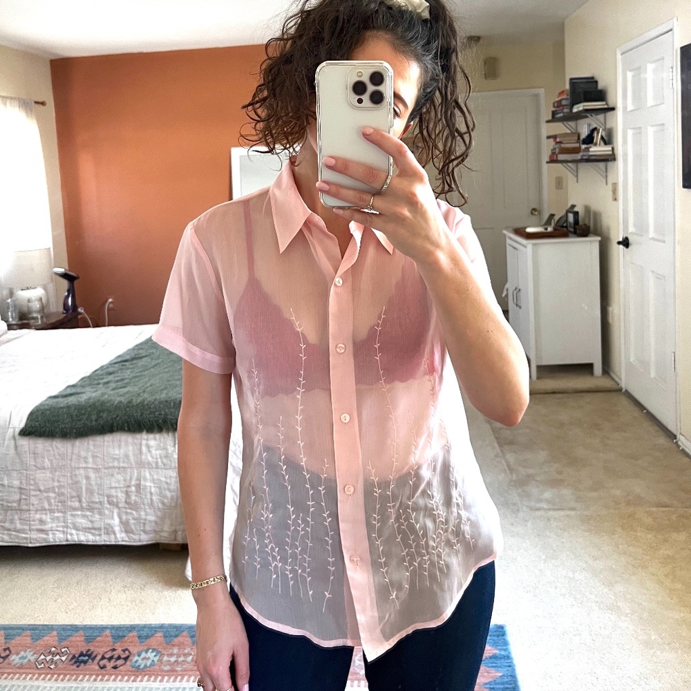 💝 Bubblegum Sheer Vintage Button Down 💝